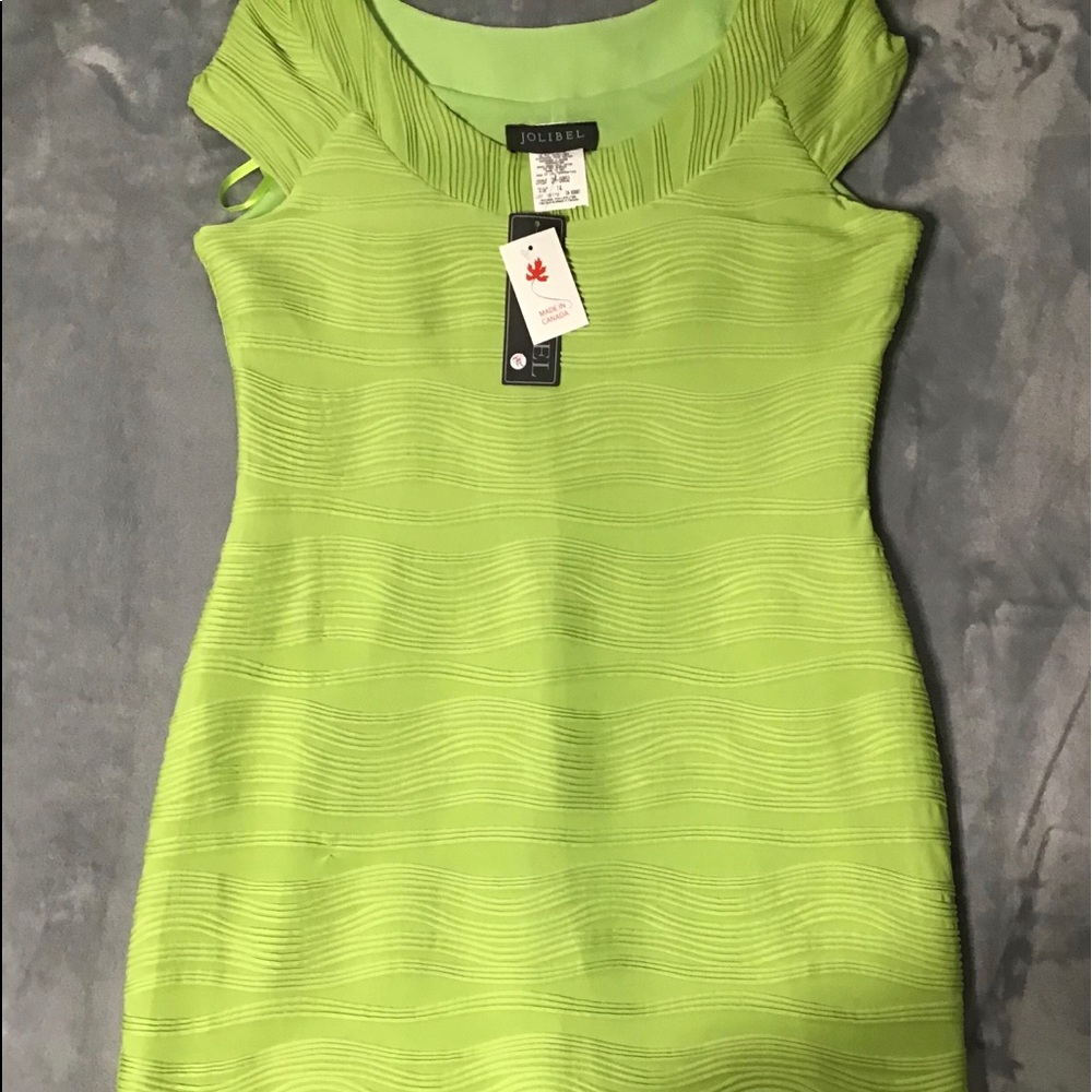 Women’s dress